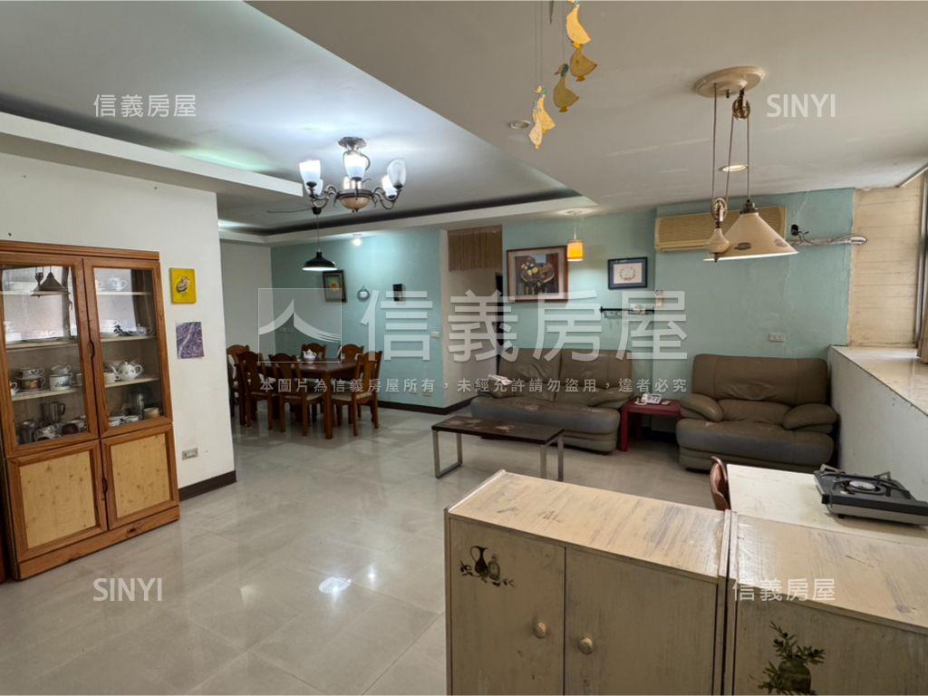 安德街２樓美三房房屋室內格局與周邊環境