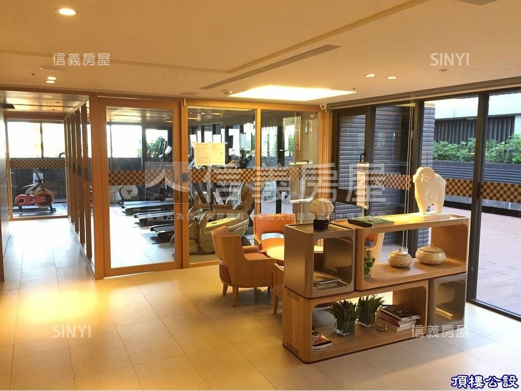 新莊副都心都峰苑面中庭房屋室內格局與周邊環境