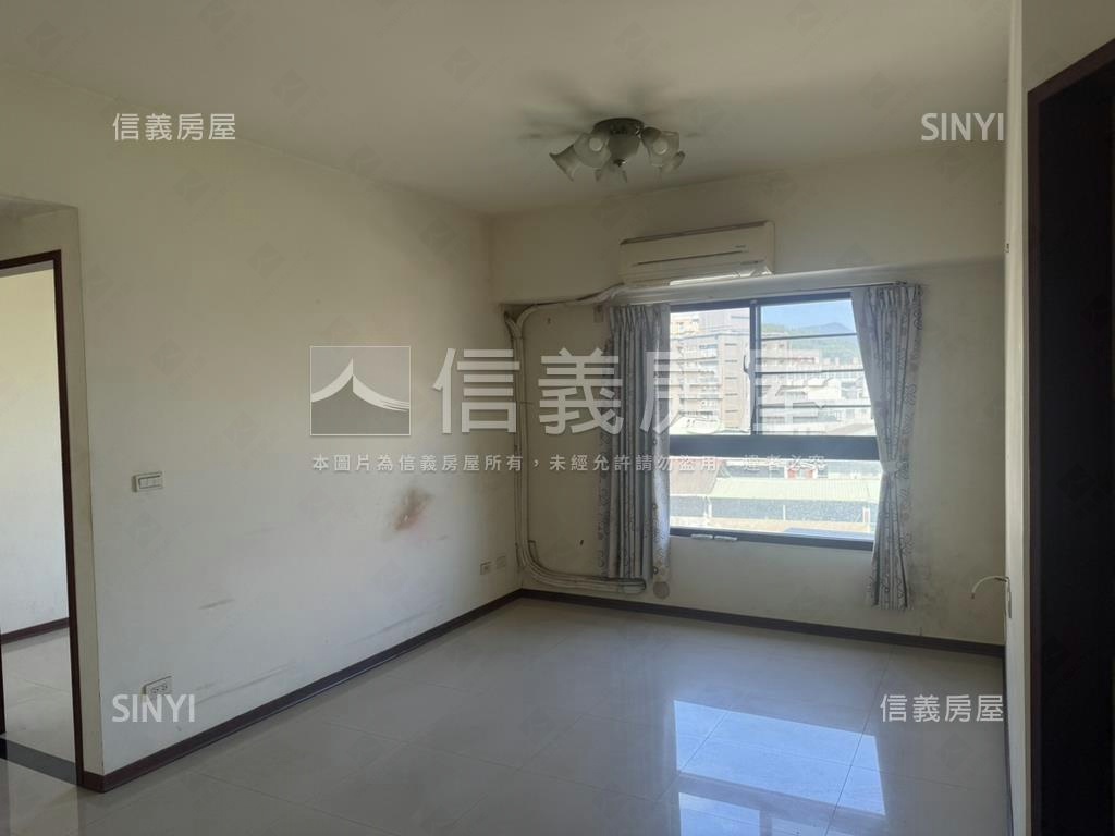 海德堡明亮附車位房屋室內格局與周邊環境