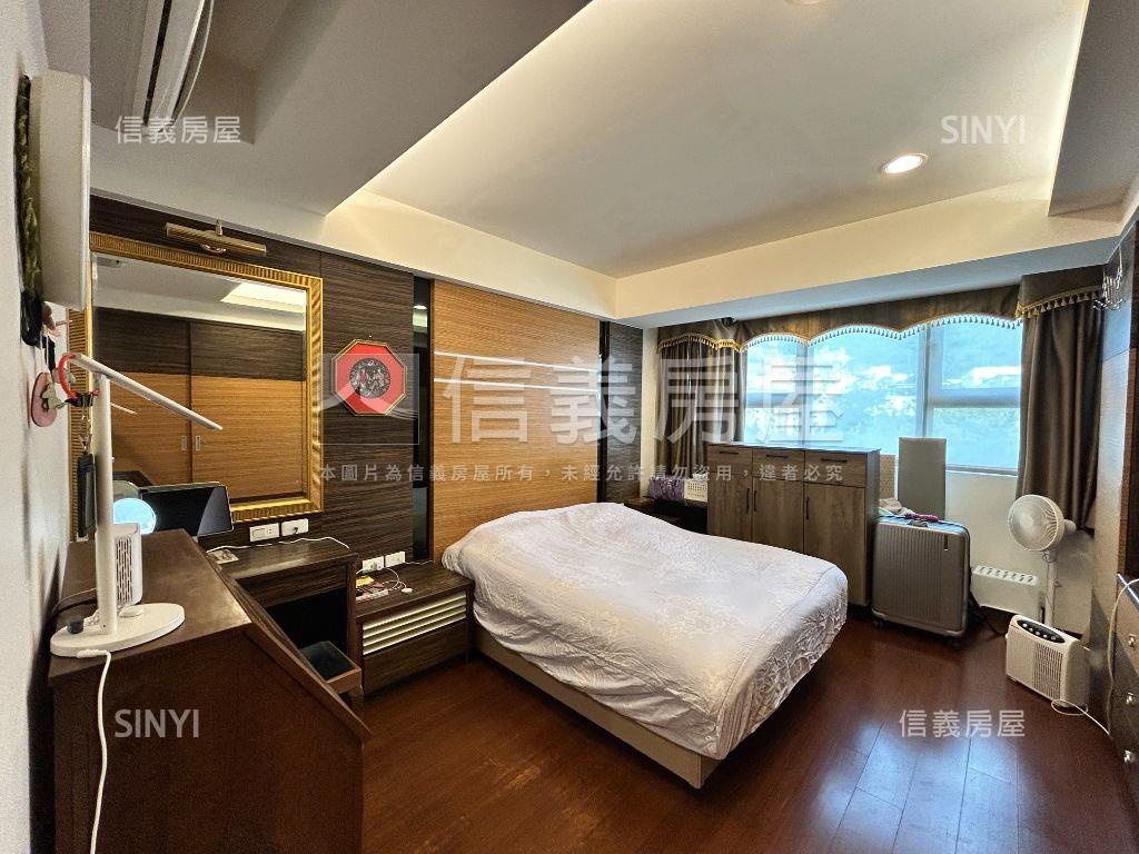 天母面公園景觀第一排美屋房屋室內格局與周邊環境