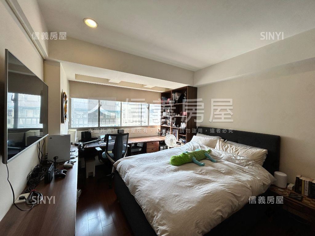 天母面公園景觀第一排美屋房屋室內格局與周邊環境