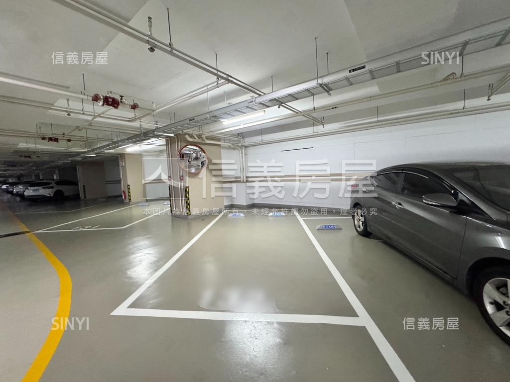 新都廳．清透亮三房平車房屋室內格局與周邊環境