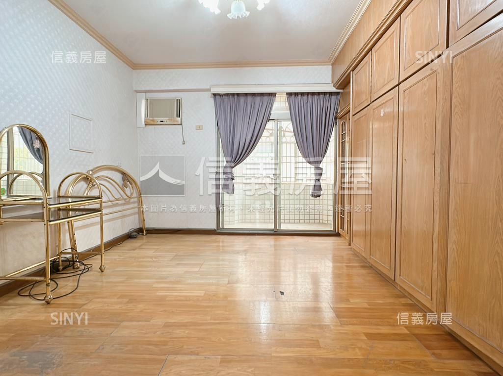 霞海榮總稀有必看車庫透天房屋室內格局與周邊環境