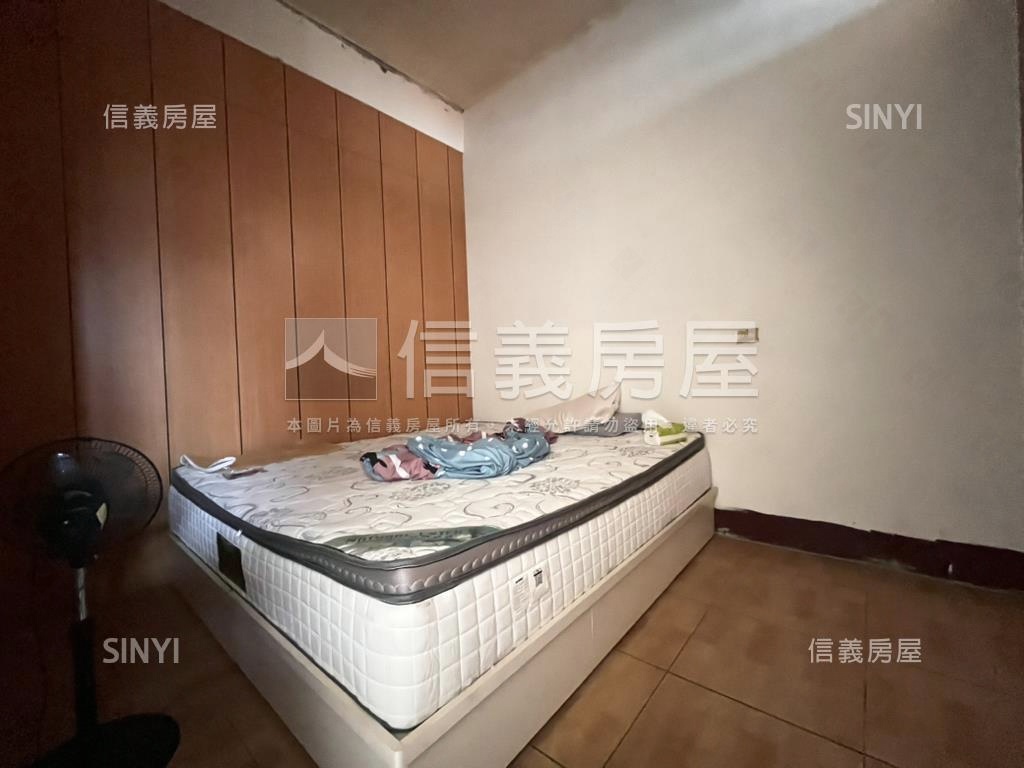 義民商圈臨路店面房屋室內格局與周邊環境