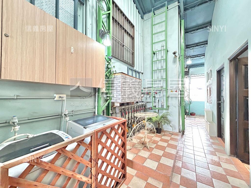 逢甲美美公寓頂樓加蓋套房房屋室內格局與周邊環境