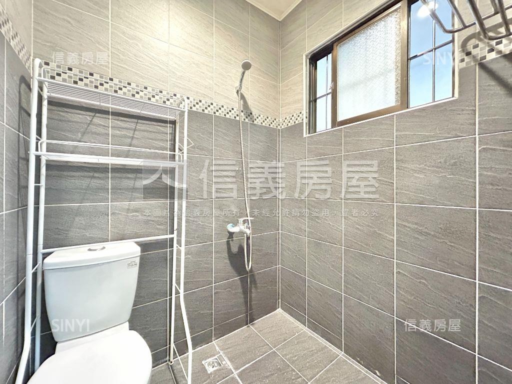 逢甲美美公寓頂樓加蓋套房房屋室內格局與周邊環境
