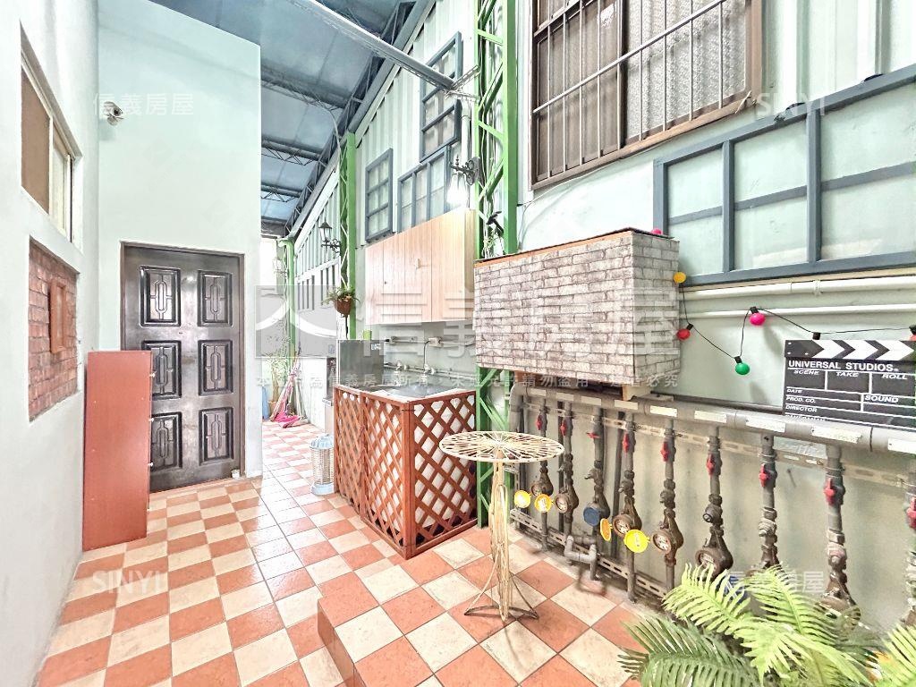 逢甲美美公寓頂樓加蓋套房房屋室內格局與周邊環境