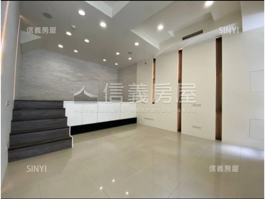 輕屋齡面寬美容工作室店住房屋室內格局與周邊環境