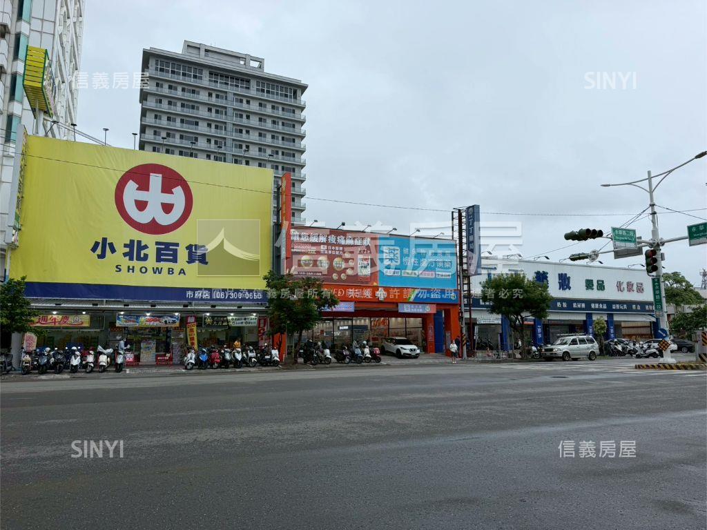新南段面寬美地房屋室內格局與周邊環境