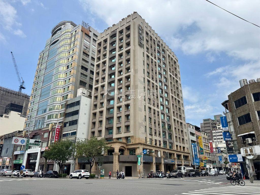 首購！中央公園後棟景觀宅房屋室內格局與周邊環境