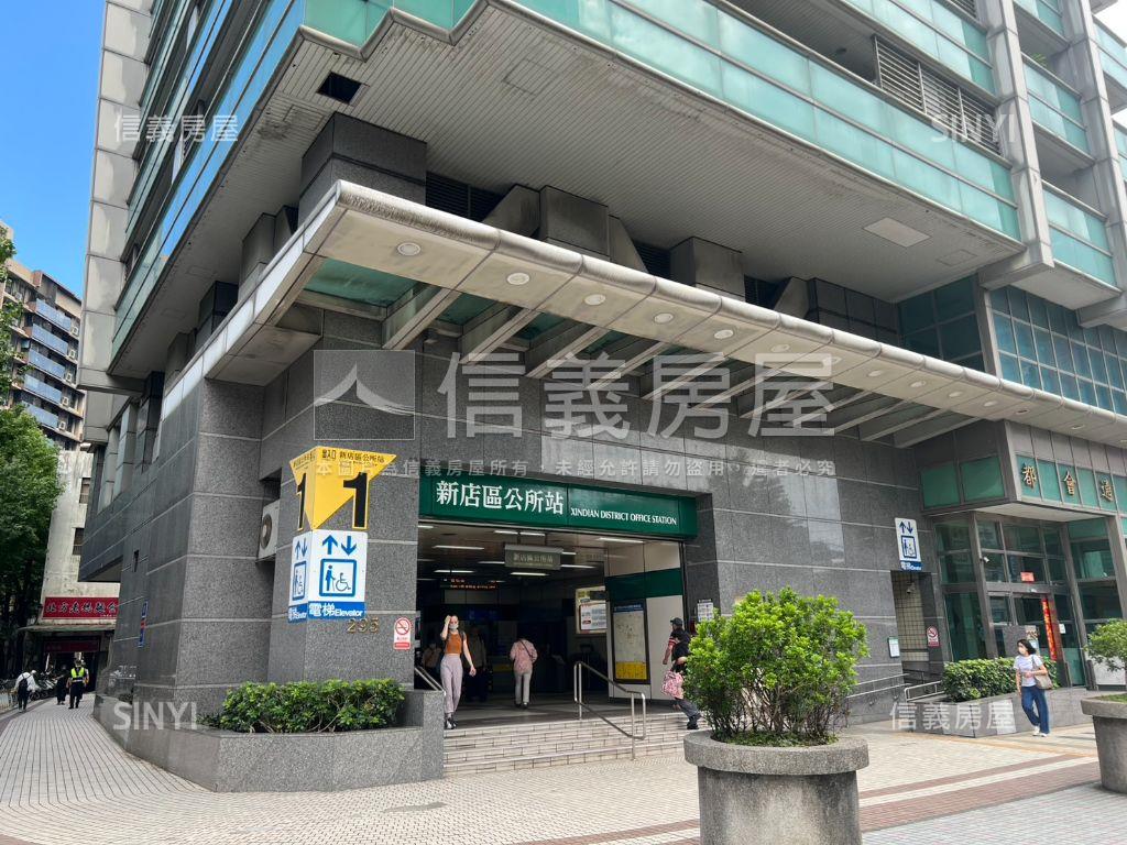 膝蓋救星區公所１樓房屋室內格局與周邊環境