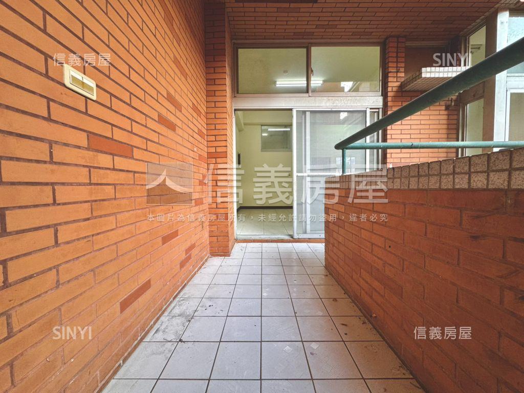 工學商圈低總價三房車位房屋室內格局與周邊環境
