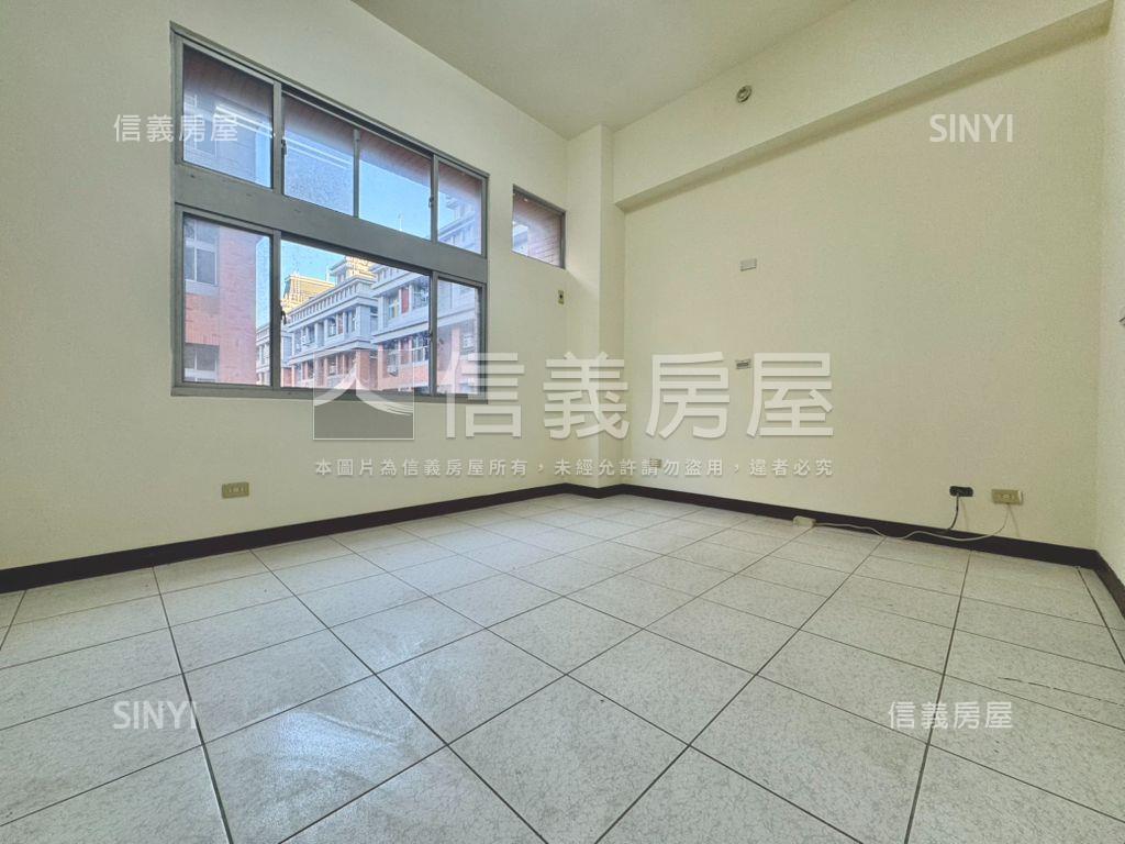 工學商圈低總價三房車位房屋室內格局與周邊環境