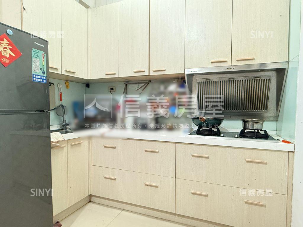 北太平７－８米活路透天房屋室內格局與周邊環境