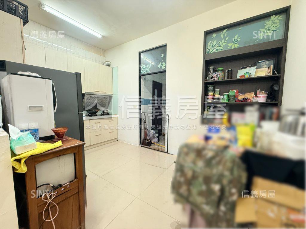 北太平７－８米活路透天房屋室內格局與周邊環境