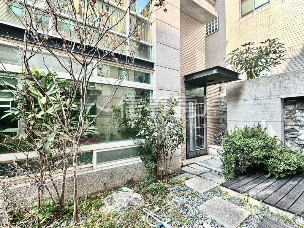 七期惠文朝南美墅房屋室內格局與周邊環境