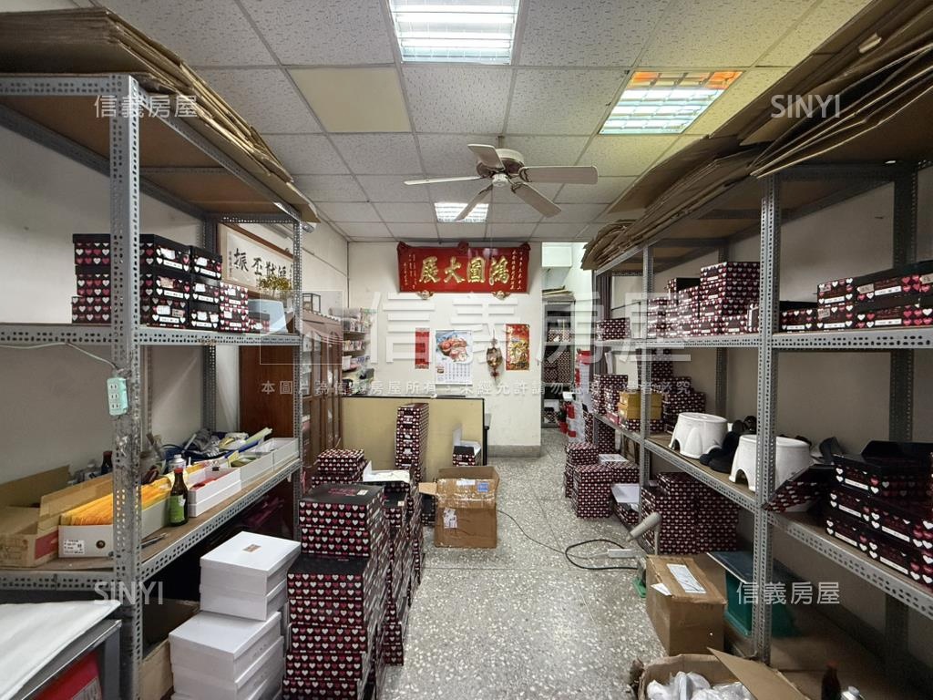 水湳臨路透店空間大房屋室內格局與周邊環境