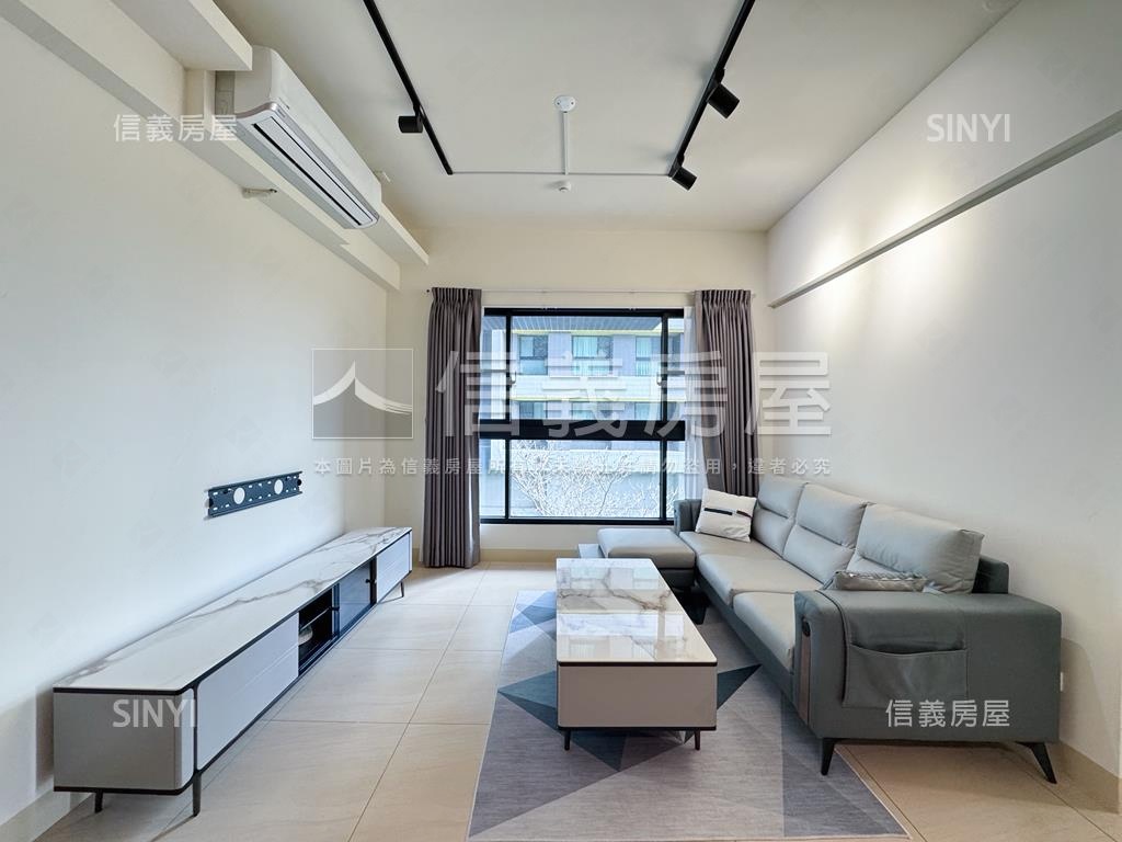 環球市朝南平面車位房屋室內格局與周邊環境