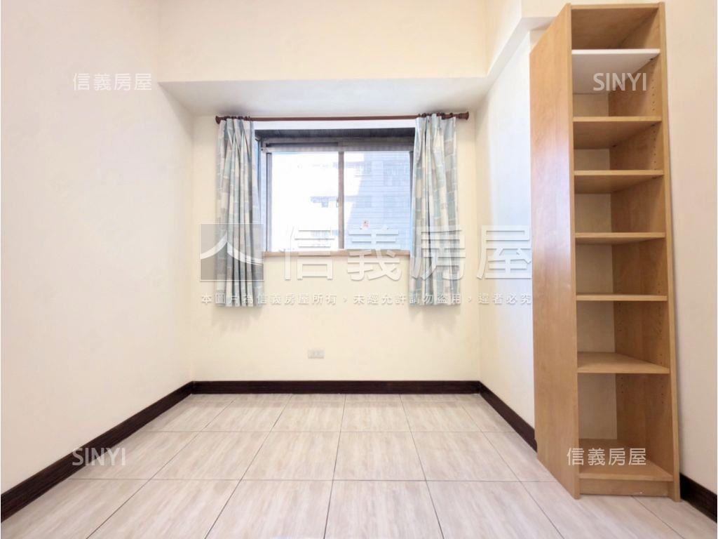 椰泉後棟正２衛水池景觀房屋室內格局與周邊環境