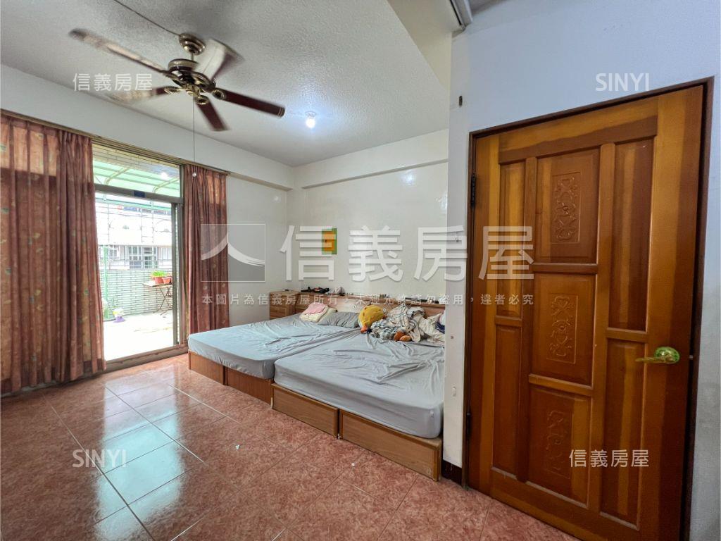 近海佃熱鬧商圈透天房屋室內格局與周邊環境