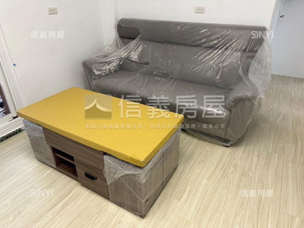 鳳山文山靜謐翻新好停公寓房屋室內格局與周邊環境