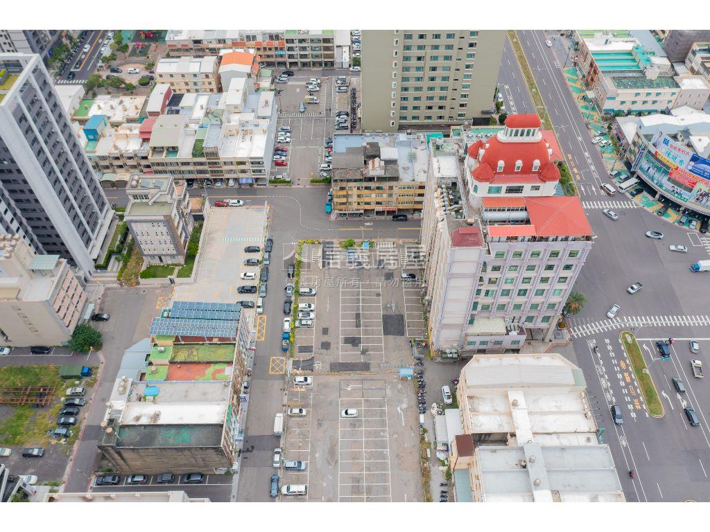 台中市梧棲段商三精華素地房屋室內格局與周邊環境