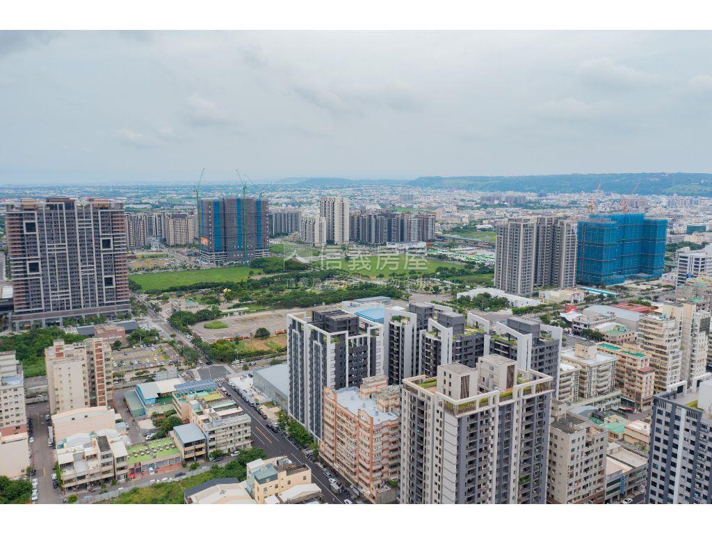 台中市梧棲段商三精華素地房屋室內格局與周邊環境