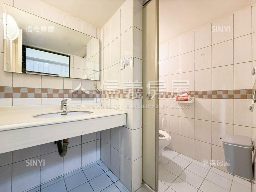 震後－近復興商圈視野兩房房屋室內格局與周邊環境