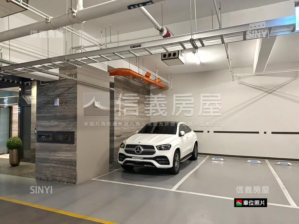 高峰會｜景觀高樓雙平車房屋室內格局與周邊環境