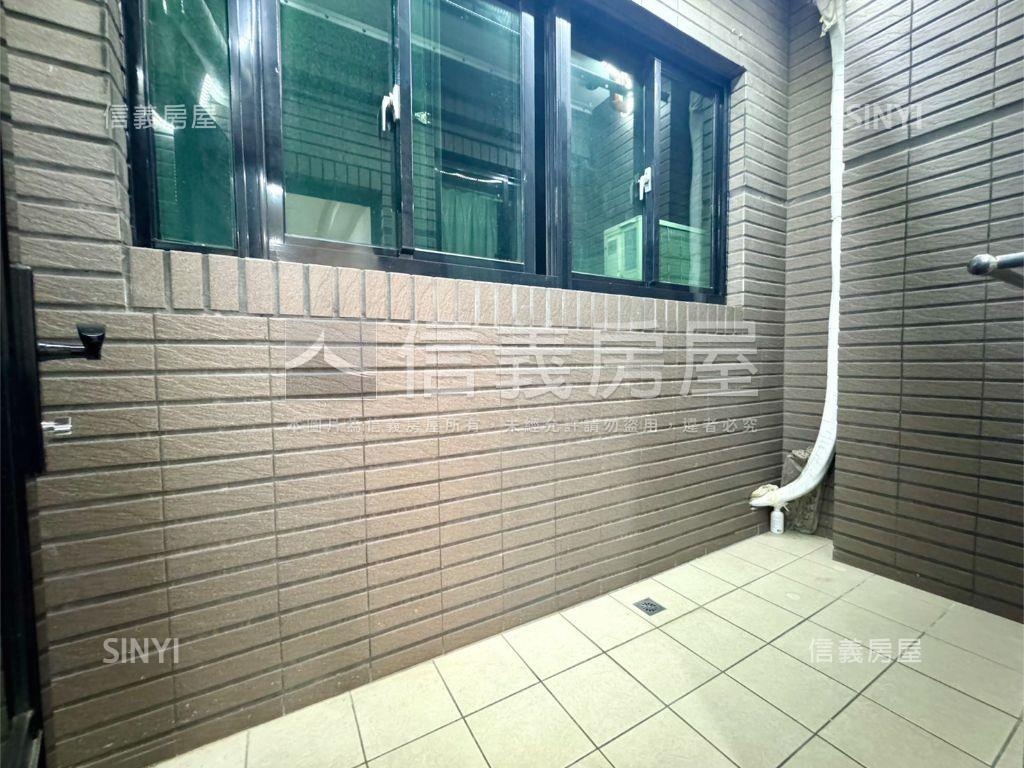 御美學高樓裝潢美屋房屋室內格局與周邊環境