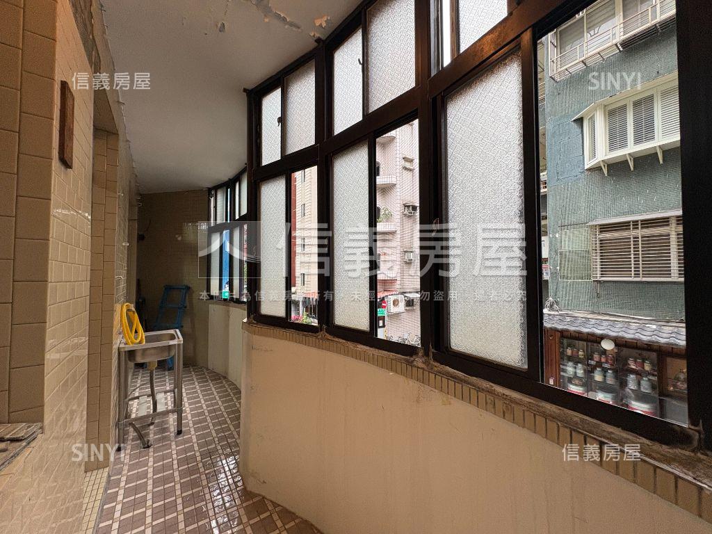 潮州街雙面採光二樓寓所房屋室內格局與周邊環境