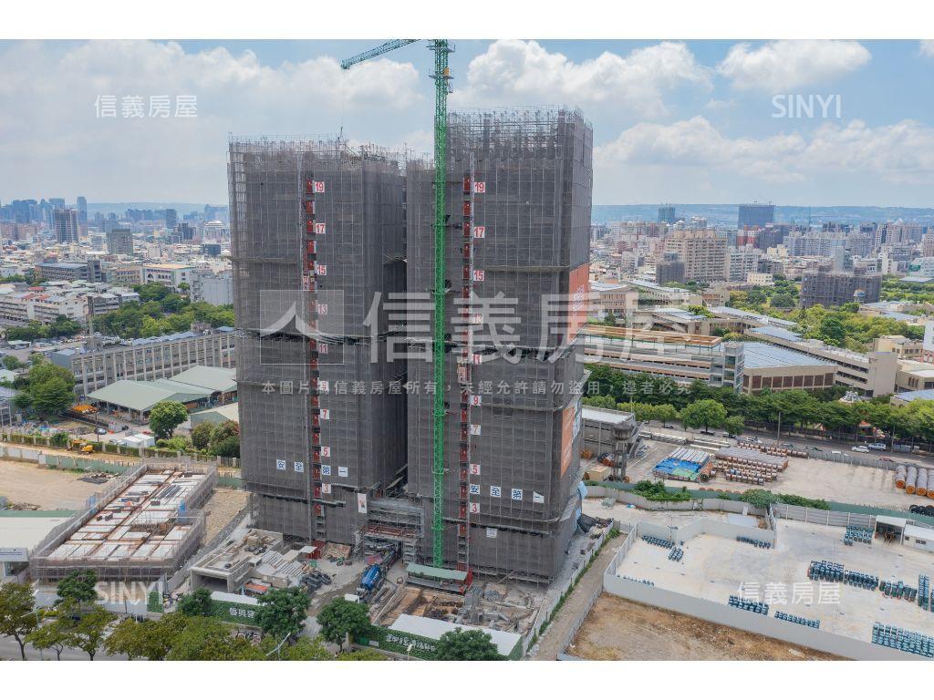 先看這間磐興寬境三房房屋室內格局與周邊環境