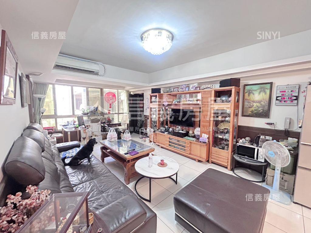 新案大面開窗採光三房平車房屋室內格局與周邊環境