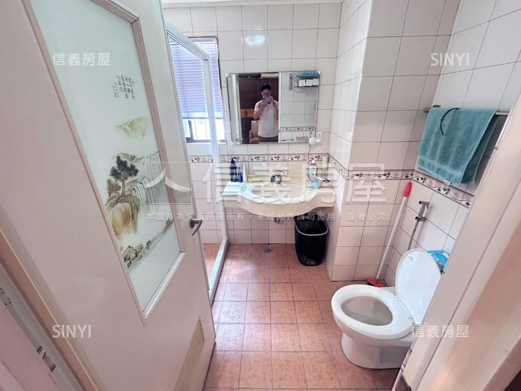 新案大面開窗採光三房平車房屋室內格局與周邊環境