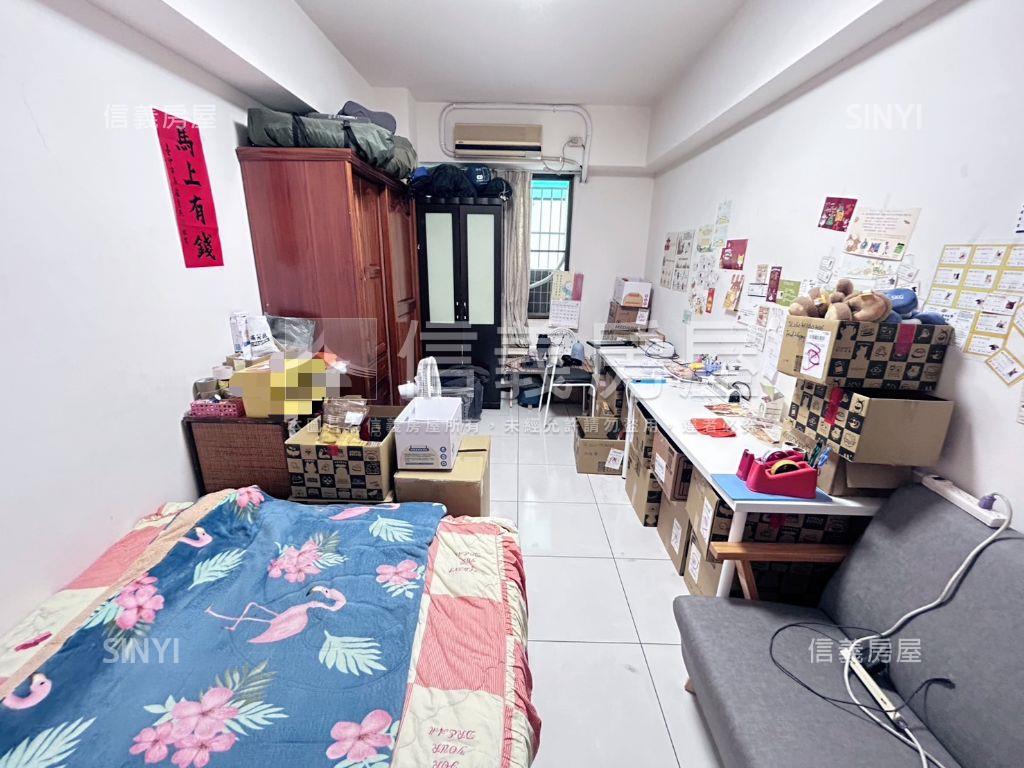 新案大面開窗採光三房平車房屋室內格局與周邊環境