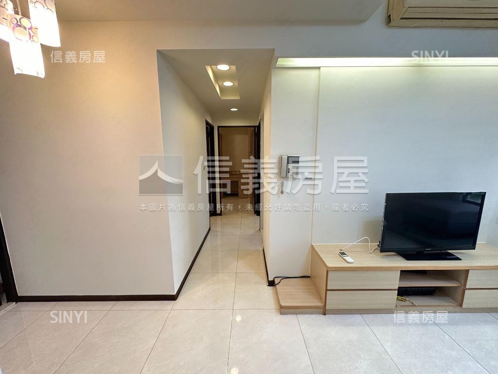 歐洲學苑三房車位房屋室內格局與周邊環境