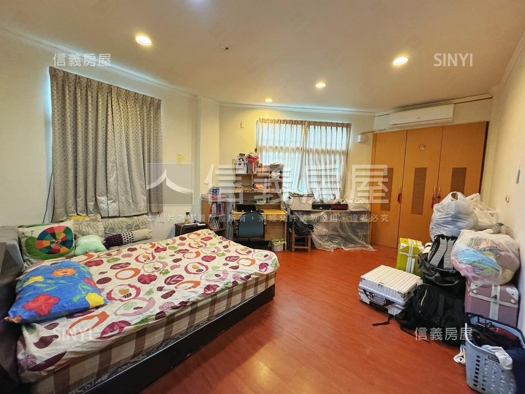 東區崇德招財三角窗店住房屋室內格局與周邊環境