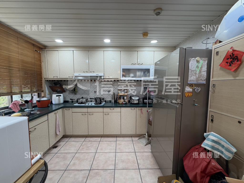 安和喆季稀有釋出景觀美屋房屋室內格局與周邊環境