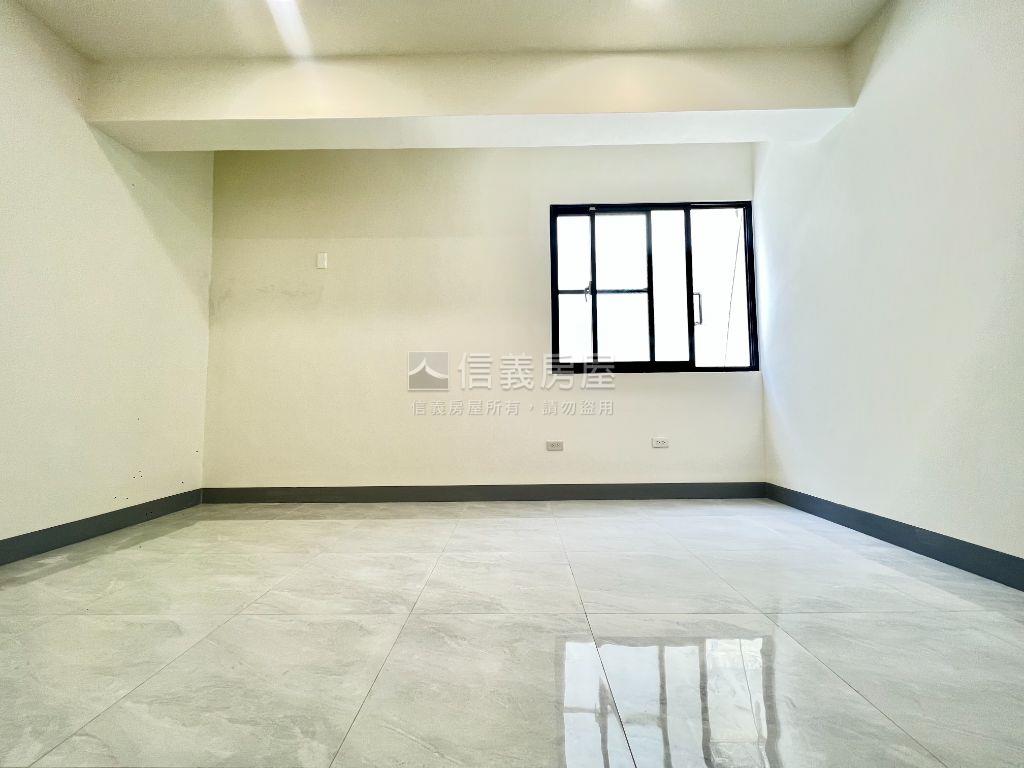 北區自有車庫整新質感美透房屋室內格局與周邊環境
