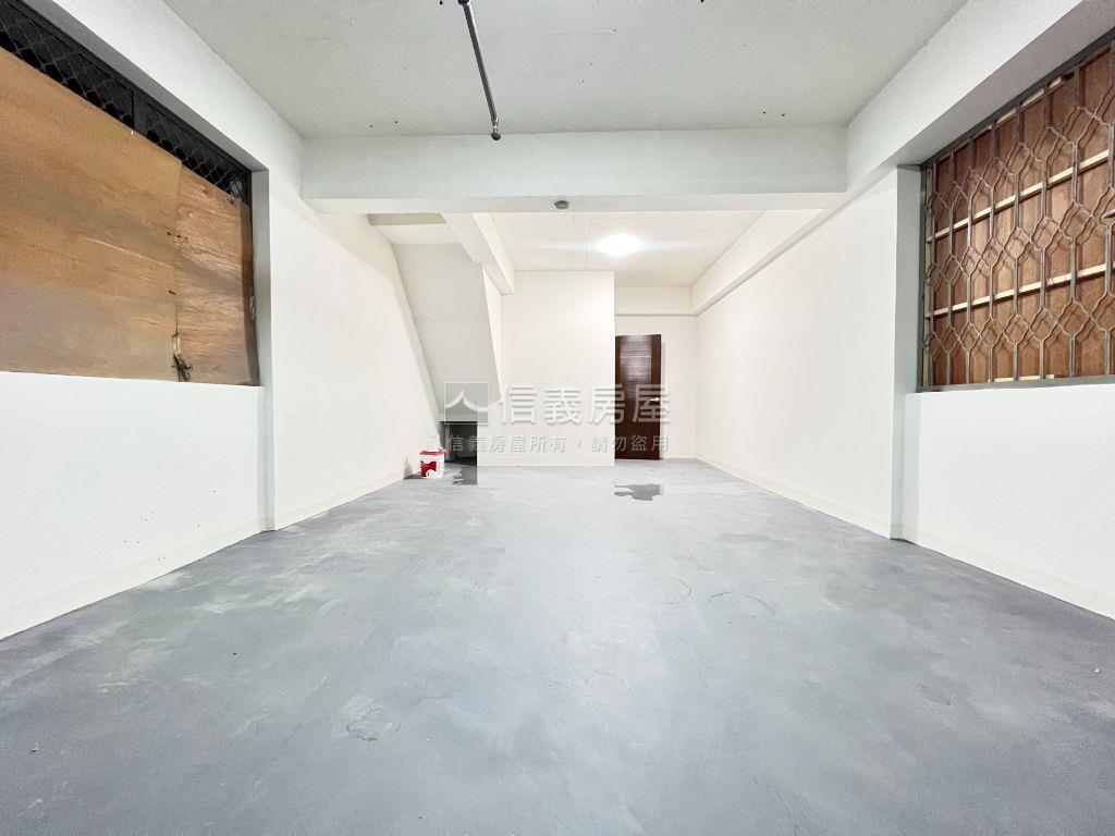 北區自有車庫整新質感美透房屋室內格局與周邊環境