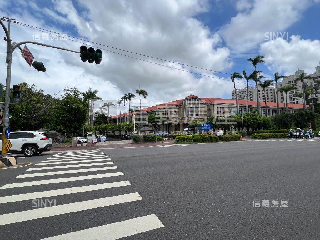 朝東南面國小美透房屋室內格局與周邊環境