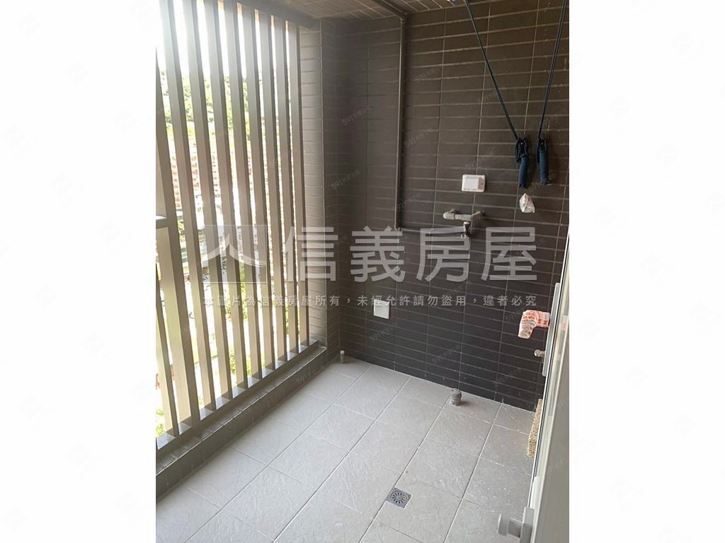 神采高樓景觀２房房屋室內格局與周邊環境