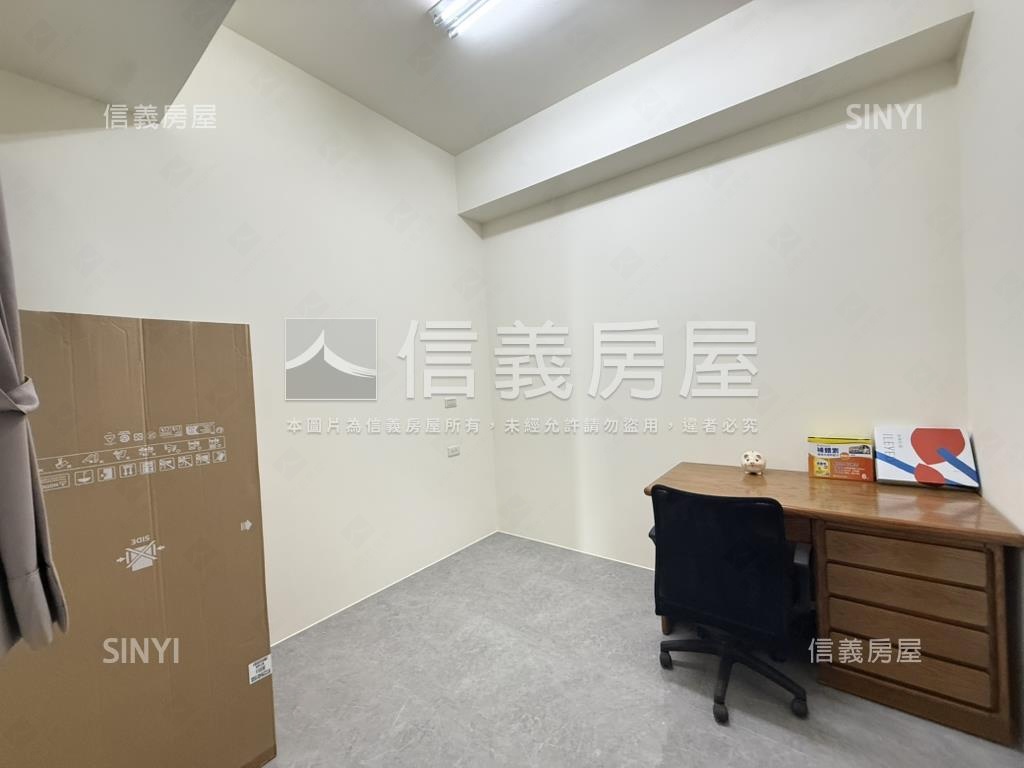 森億居５樓全新三房平車房屋室內格局與周邊環境