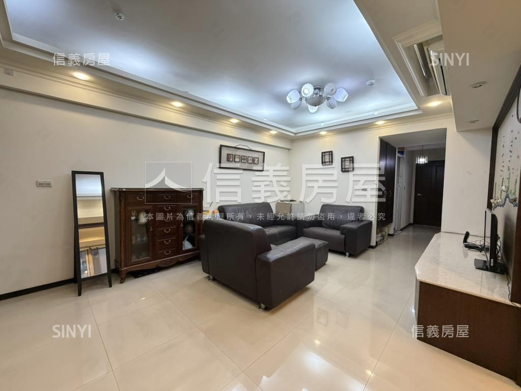 臻藏中興麗園美三房房屋室內格局與周邊環境