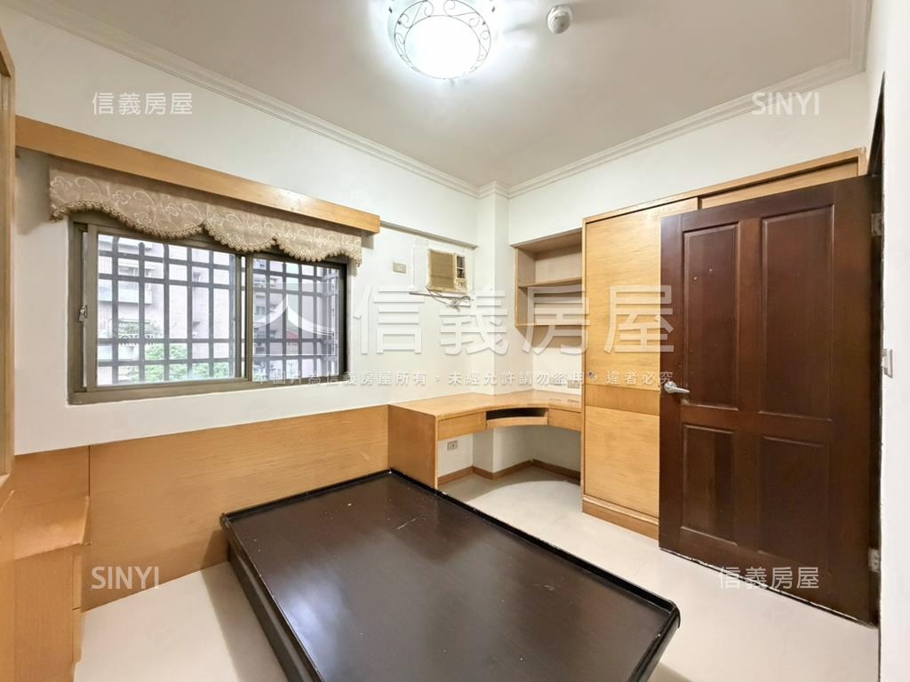 臻藏中興麗園美三房房屋室內格局與周邊環境