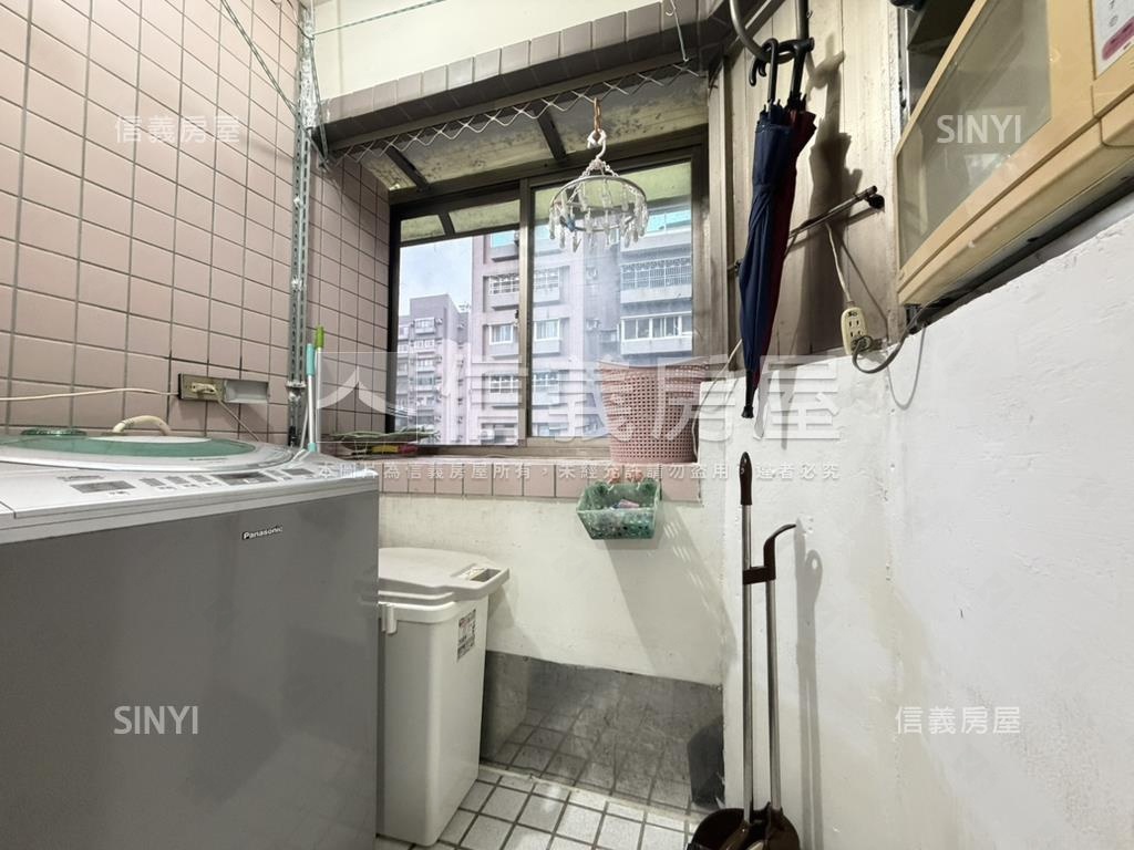 臻藏中興麗園美三房房屋室內格局與周邊環境