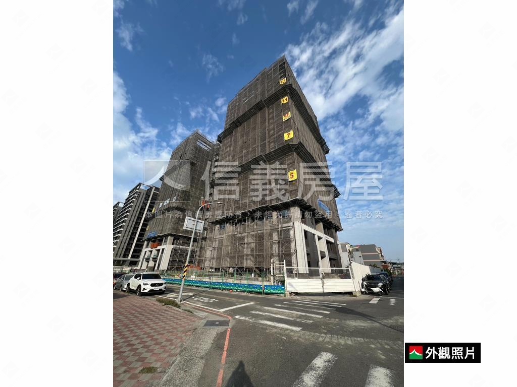遠雄藏萃雲頂兩房房屋室內格局與周邊環境