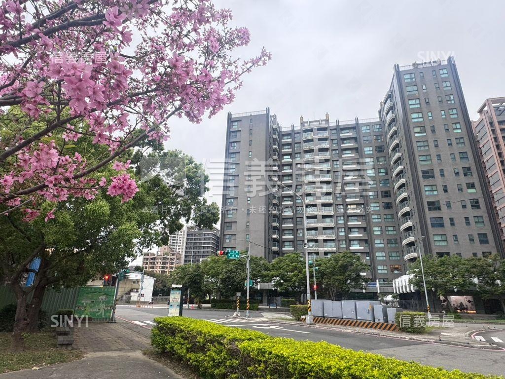 上城捷境三房雙車位房屋室內格局與周邊環境