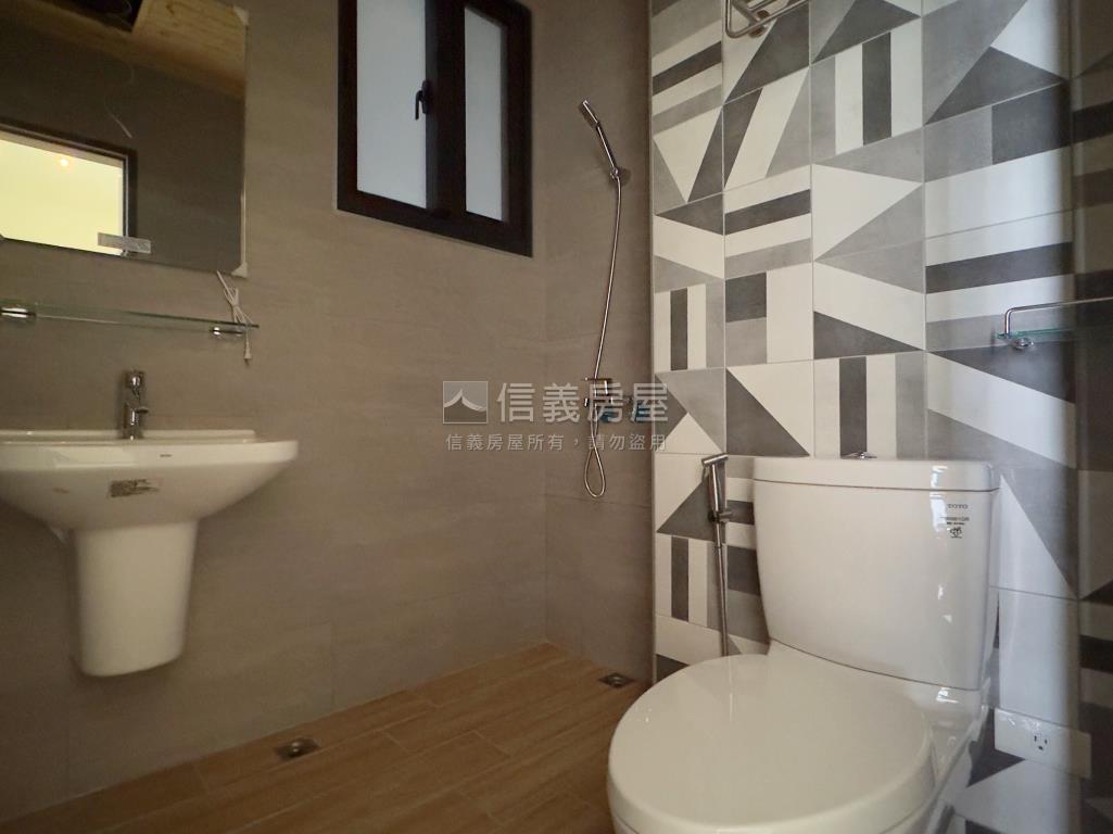 近南科丨兩房有景有車房屋室內格局與周邊環境