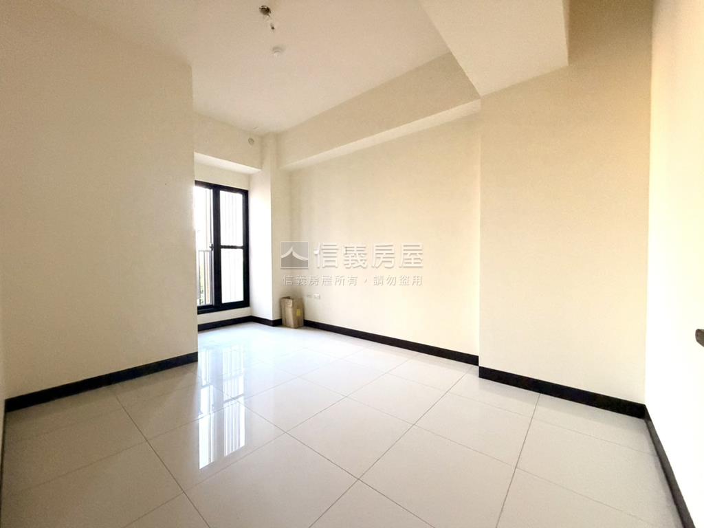 近南科丨兩房有景有車房屋室內格局與周邊環境